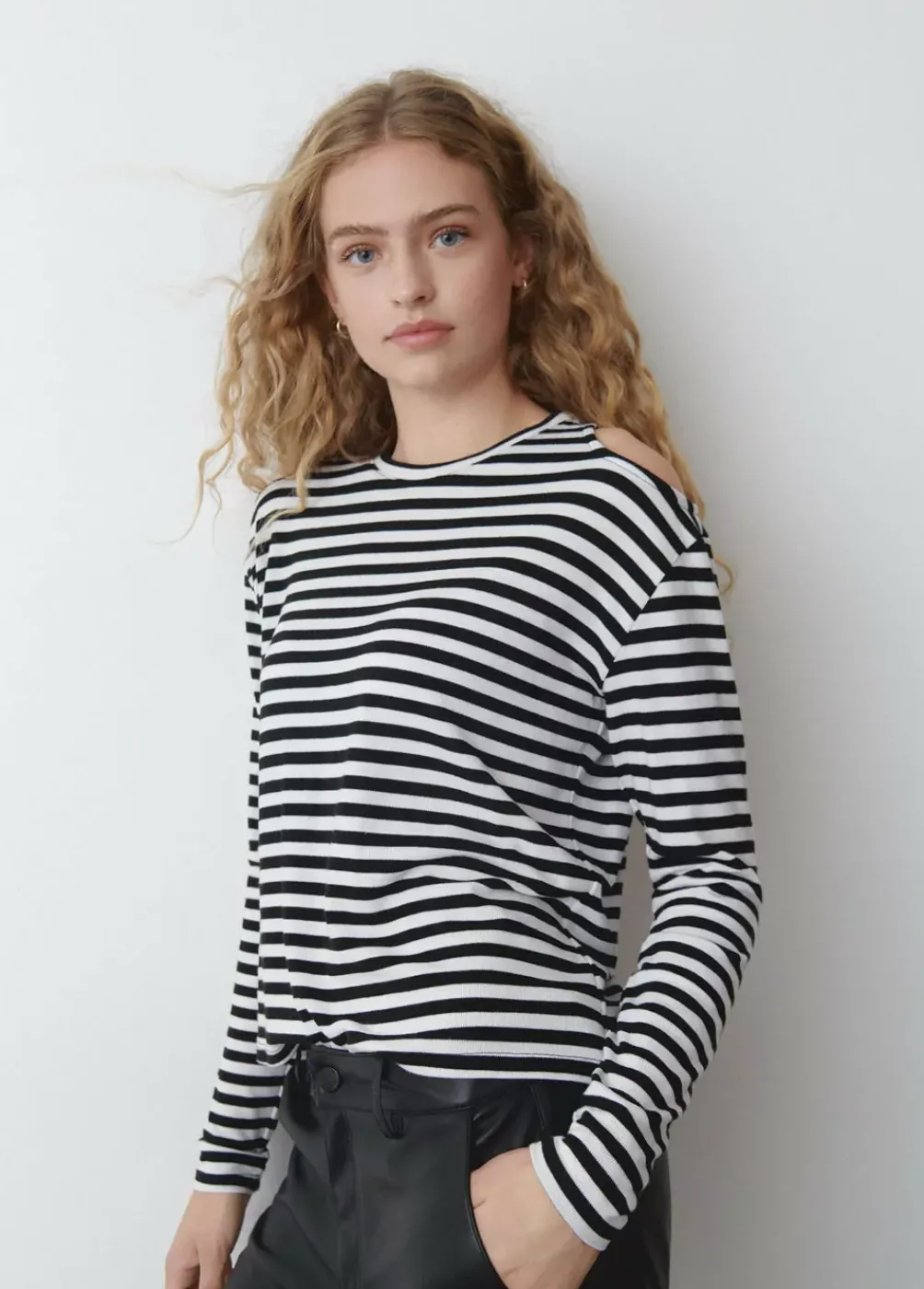 Camiseta Rayas Cut Out Hombros-Brownie Spain Outlet